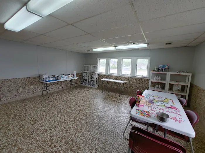 Chateau Dog & Cat Hospital Picture 4