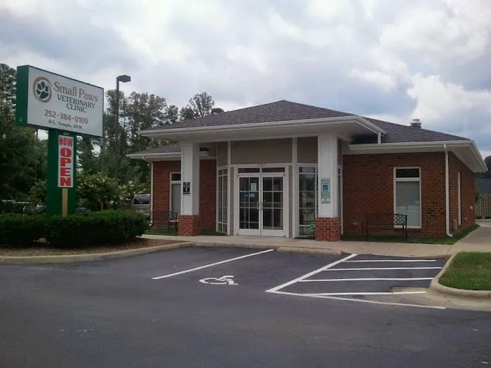 Small Paws Veterinary Clinic Picture 9