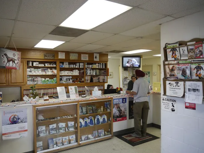 Euclid Veterinary Hospital Picture 3