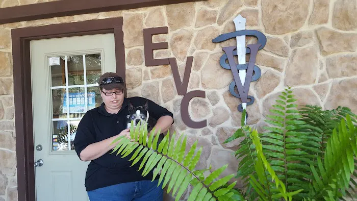 Emory Veterinary Clinic Picture 7