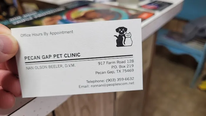 Pecan Gap Pet Clinic Picture 2
