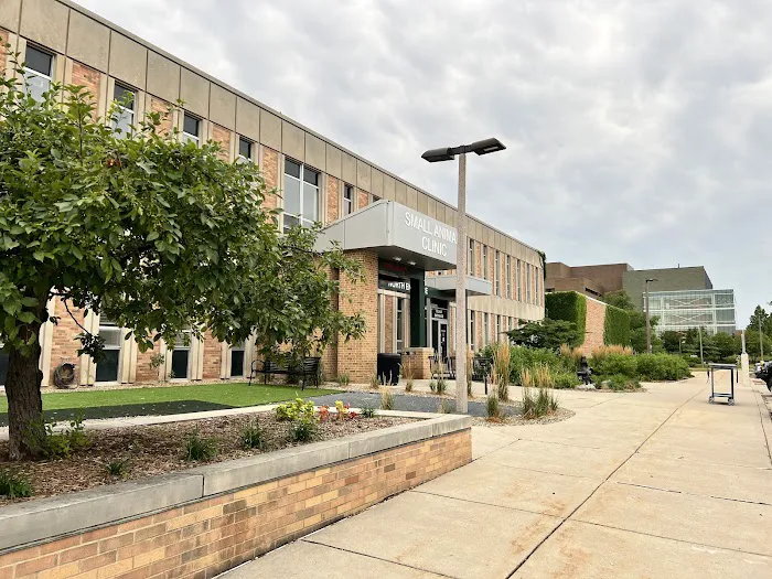 Michigan State University Veterinary Medical Center Picture 8