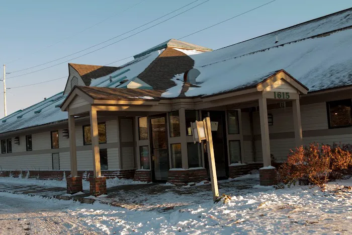 Lake Lansing Road Animal Clinic Picture 3