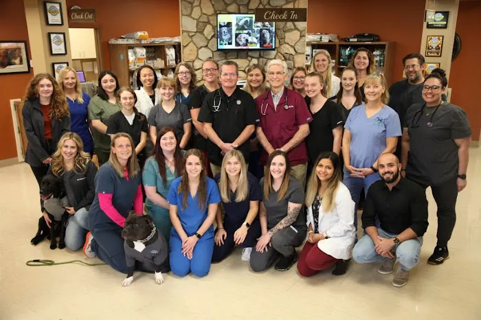 Crestview Animal Hospital & Emergency Picture 10