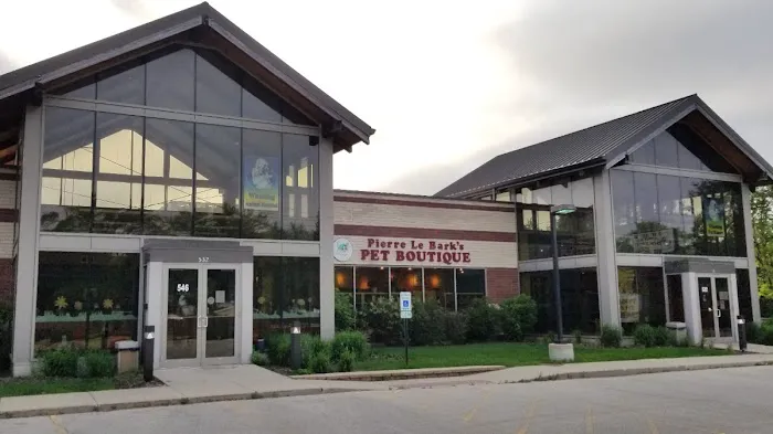 Wheeling Animal Hospital and Pet Resort Picture 10