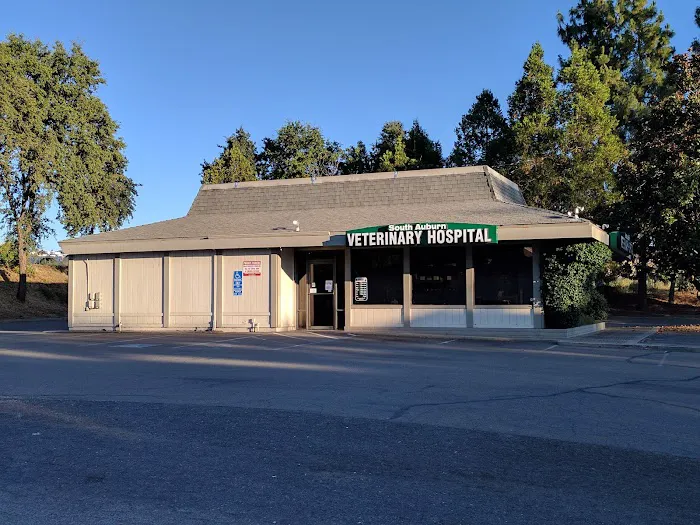 South Auburn Veterinary Hospital Picture 7