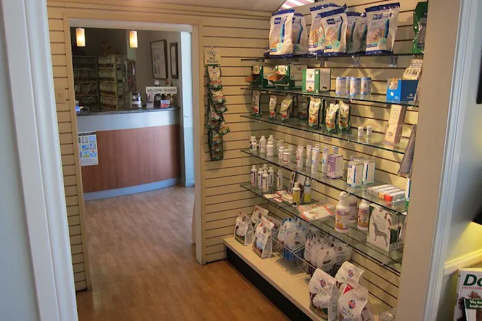 Rosemont Veterinary Hospital Picture 6