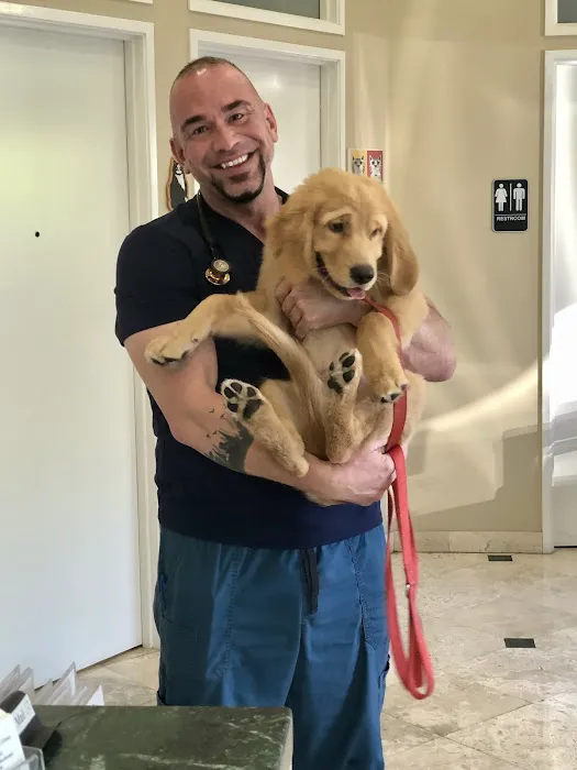Tarzana Pet Clinic Picture 1