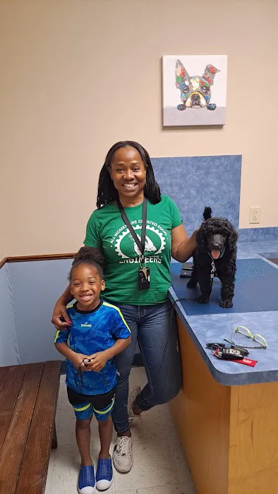 Cottonwood Creek Veterinary Hospital - Woodway Picture 1