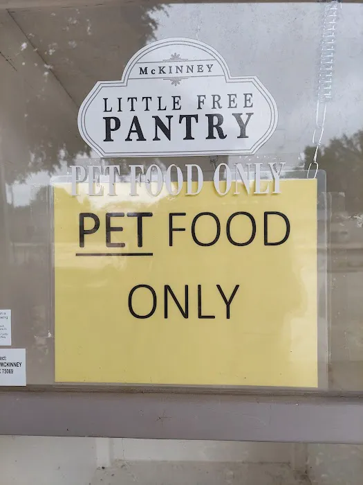 Free Pet food pantry Picture 1