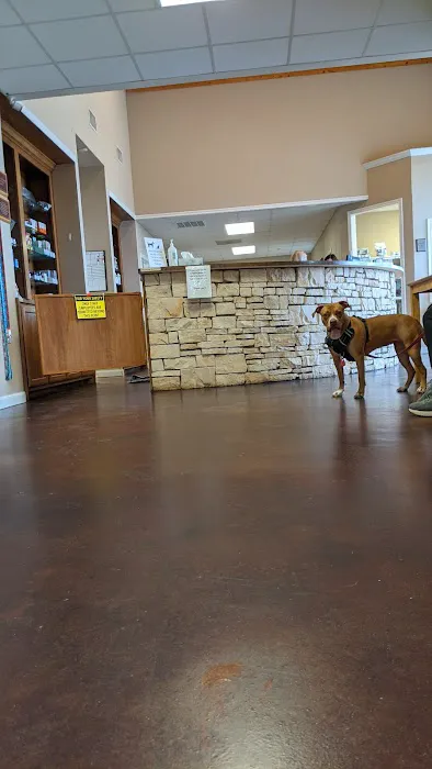 West Tyler Veterinary Clinic Picture 7