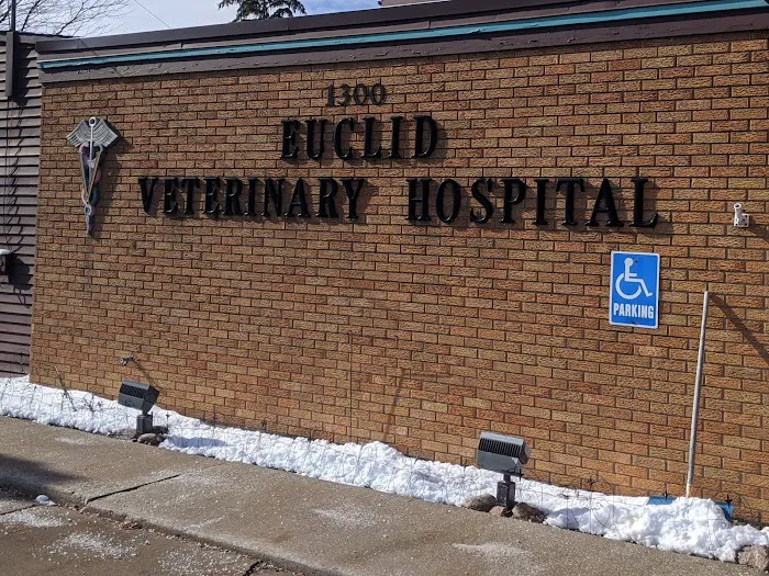 Euclid Veterinary Hospital Picture 8