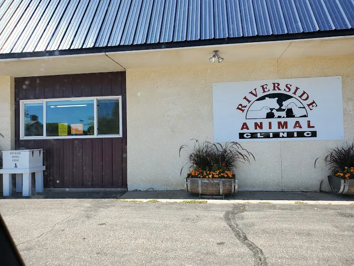 Riverside Animal Clinic Picture 1