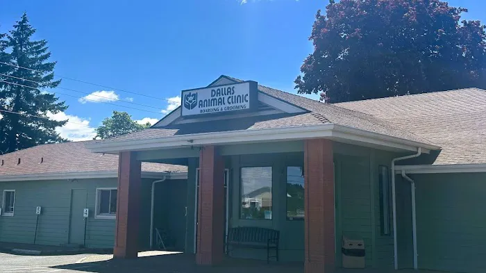 Dallas Animal Clinic Picture 9