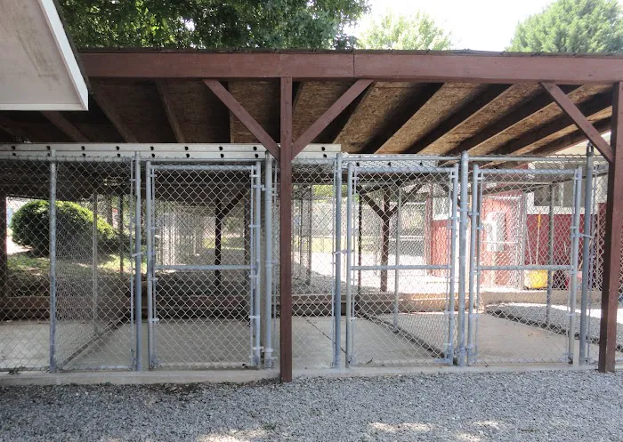 Etowah Veterinary Hospital Picture 8