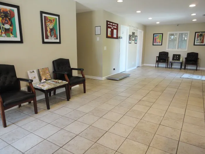 Etowah Veterinary Hospital Picture 7