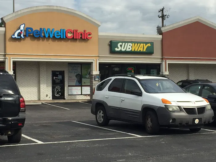 PetWellClinic - West Hills Picture 8
