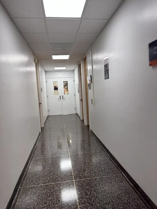 U. of I. Small Animal Clinic Picture 4