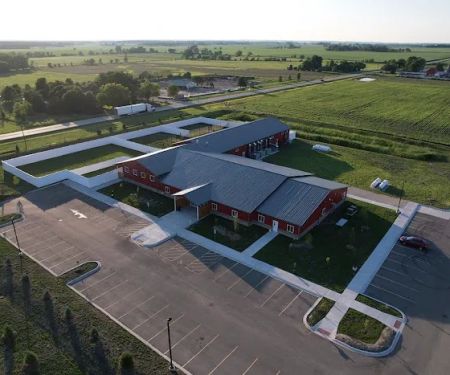 Rusty Ridge Animal Center - Veterinary Hospital & Luxury Pet Lodging/Daycare