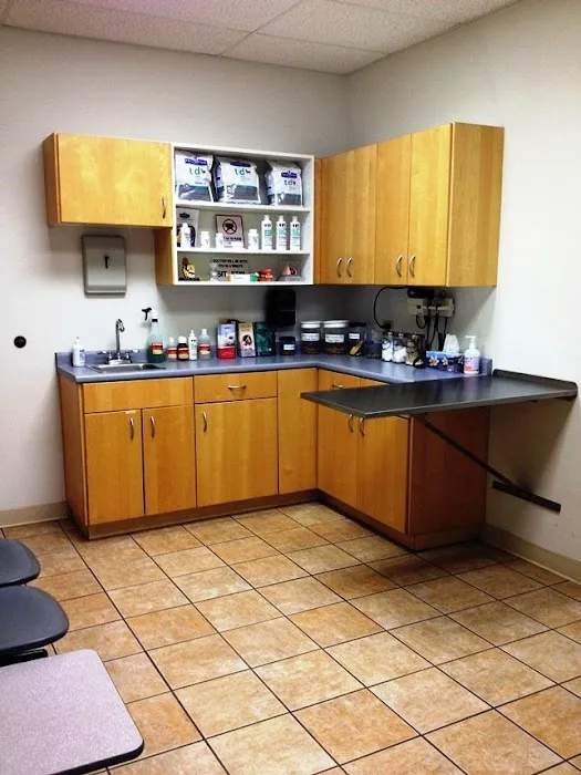 Deer Grove Animal Hospital Picture 7