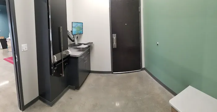River Trails Animal Hospital Picture 3