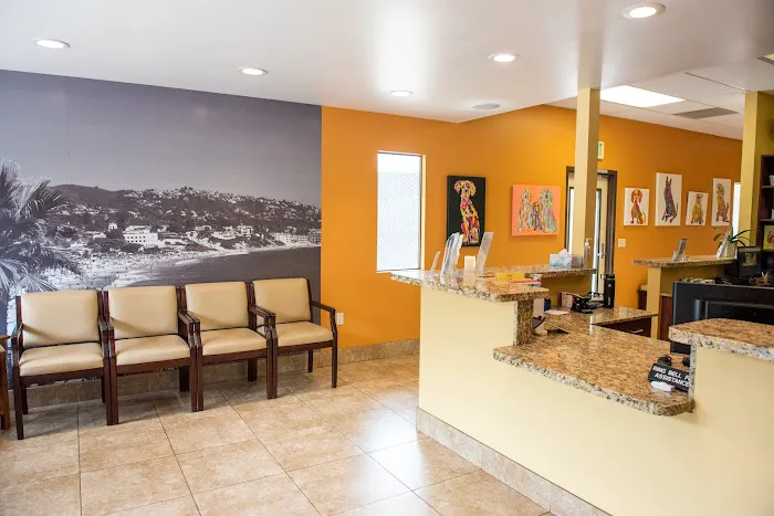 Laguna Beach Veterinary Medical Center Picture 2