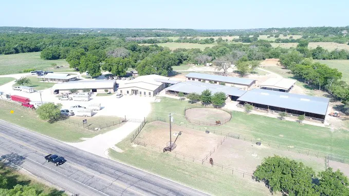 Signature Equine Hospital Picture 2