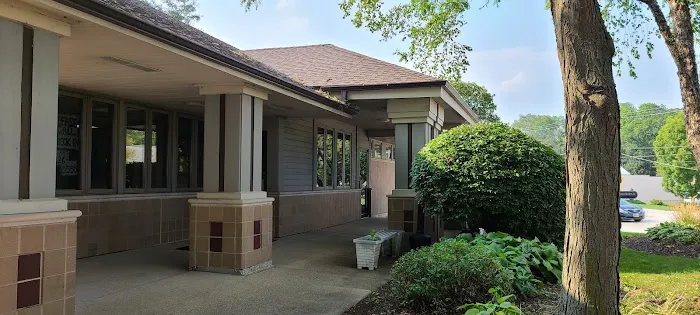 Spring Hill Veterinary Clinic Picture 9