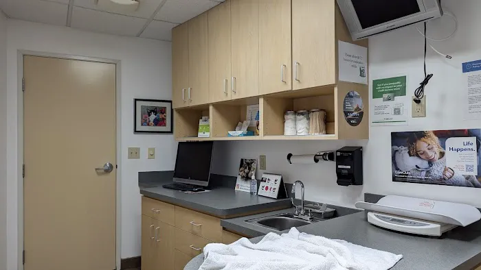 VCA Chatsworth Veterinary Center Picture 10