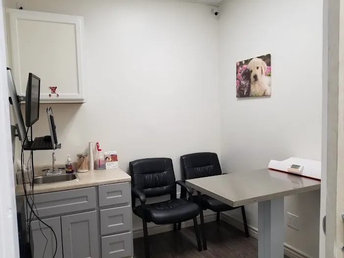 Topanga Veterinary Clinic Picture 1