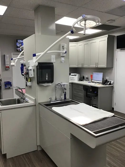 Mira Loma Animal Hospital Picture 7
