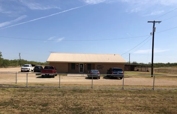 Mexia Veterinary Clinic Picture 7