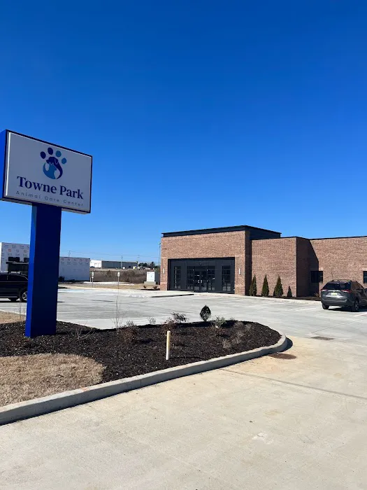 Towne Park Animal Care Center Picture 6
