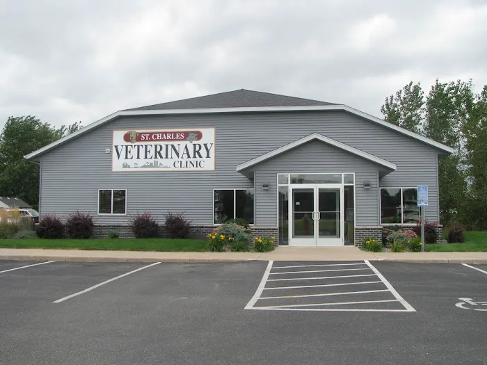 St. Charles Veterinary Clinic Picture 4