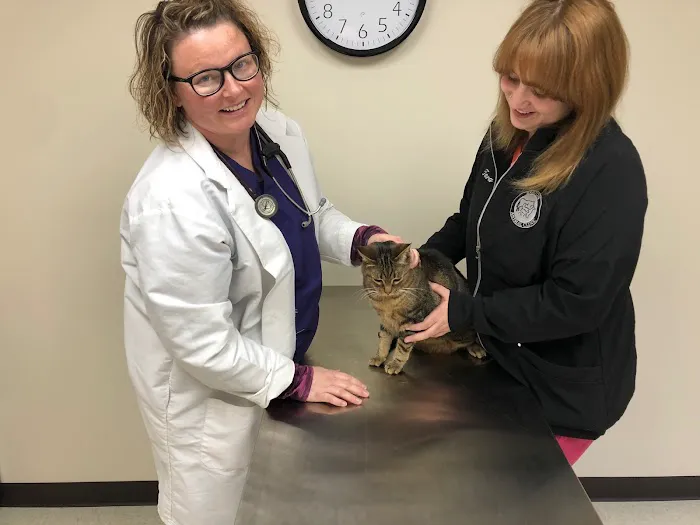 Ashton Animal Clinic - Kaneville Picture 1