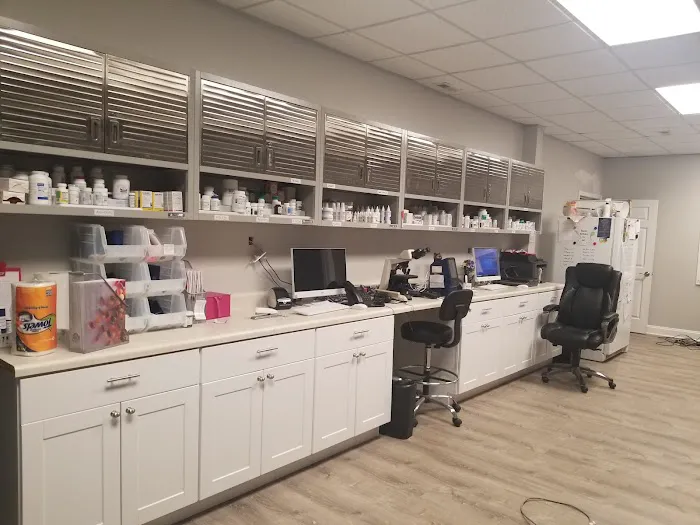 Gilmer Road Animal Hospital Picture 3