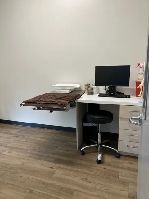 Dana Point Animal Hospital Picture 9