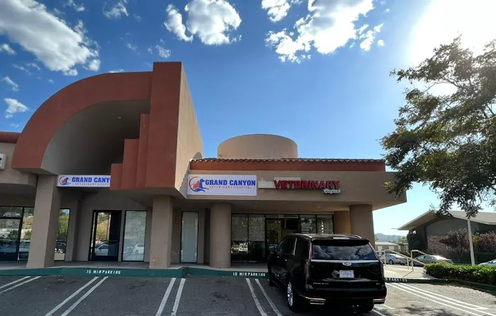 Santa Clarita Animal Urgent Care and Wellness Center Picture 5