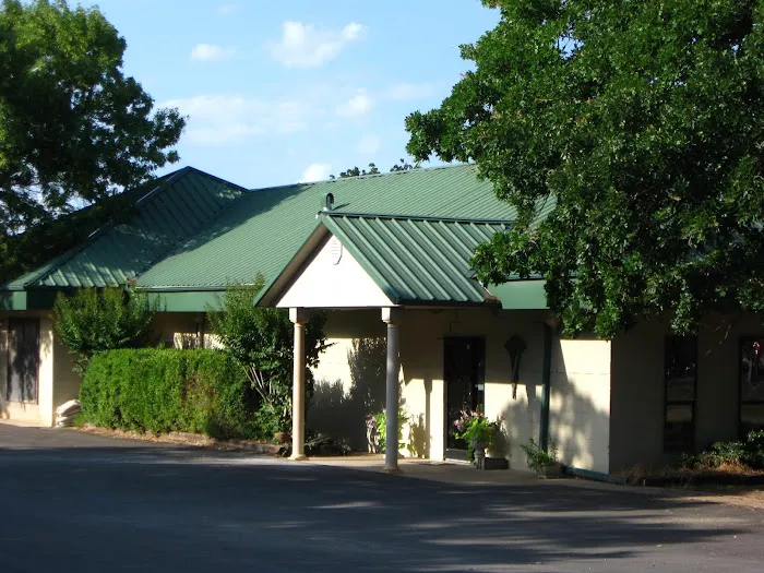 Westwood Veterinary Hospital- Doug Aldridge, DVM Picture 3