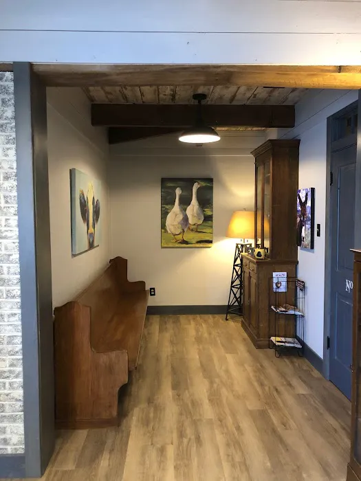 Cross Timbers Veterinary Hospital Picture 5