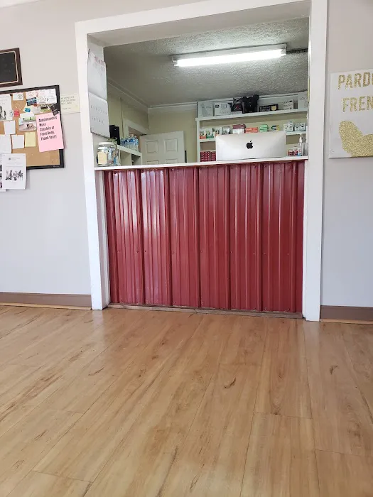 Columbus Veterinary Clinic Picture 4