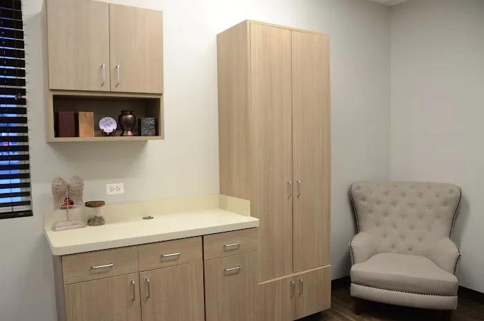 Care Animal Hospital of Libertyville Picture 5
