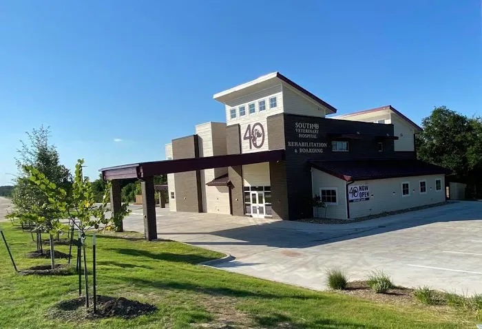 South 40 Veterinary Hospital Picture 8