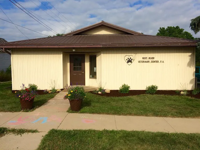 Root River Veterinary Center Picture 1