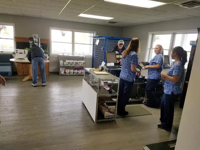 Chicago Drive Veterinary Clinic Picture 1