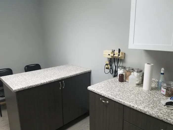 Chicago Drive Veterinary Clinic Picture 3
