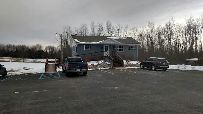 North M-18 Veterinary Clinic Picture 7