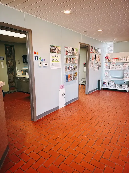 Wyoming Animal Hospital Picture 2