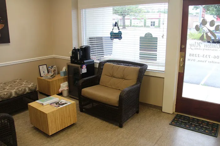Walton Way Veterinary Clinic Picture 7