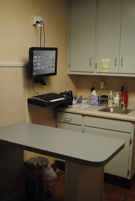 Evans Animal Hospital Picture 8